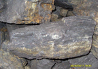 根据矿渣可以判定其煤矸石硅酸盐结构