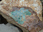 不同矿床构造环境对黄铁矿型铜矿的影响